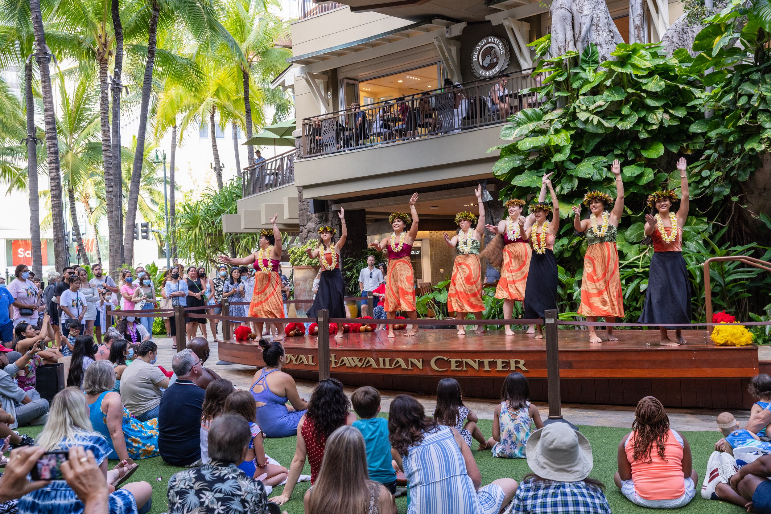 Royal hawaiia food hall